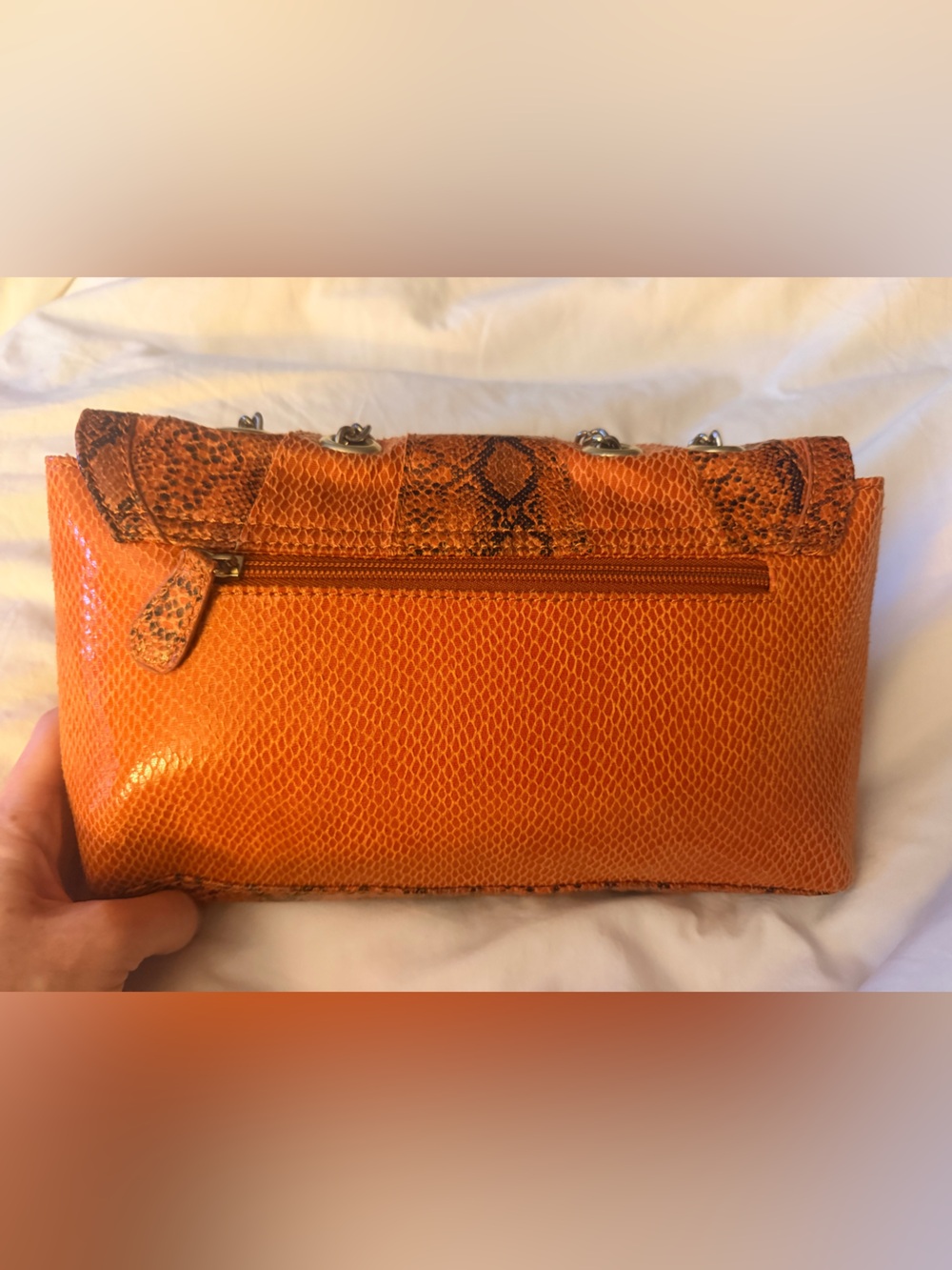 Kate Landry Gorgeous Purse, Excellent Condition - Picture 2 of 10